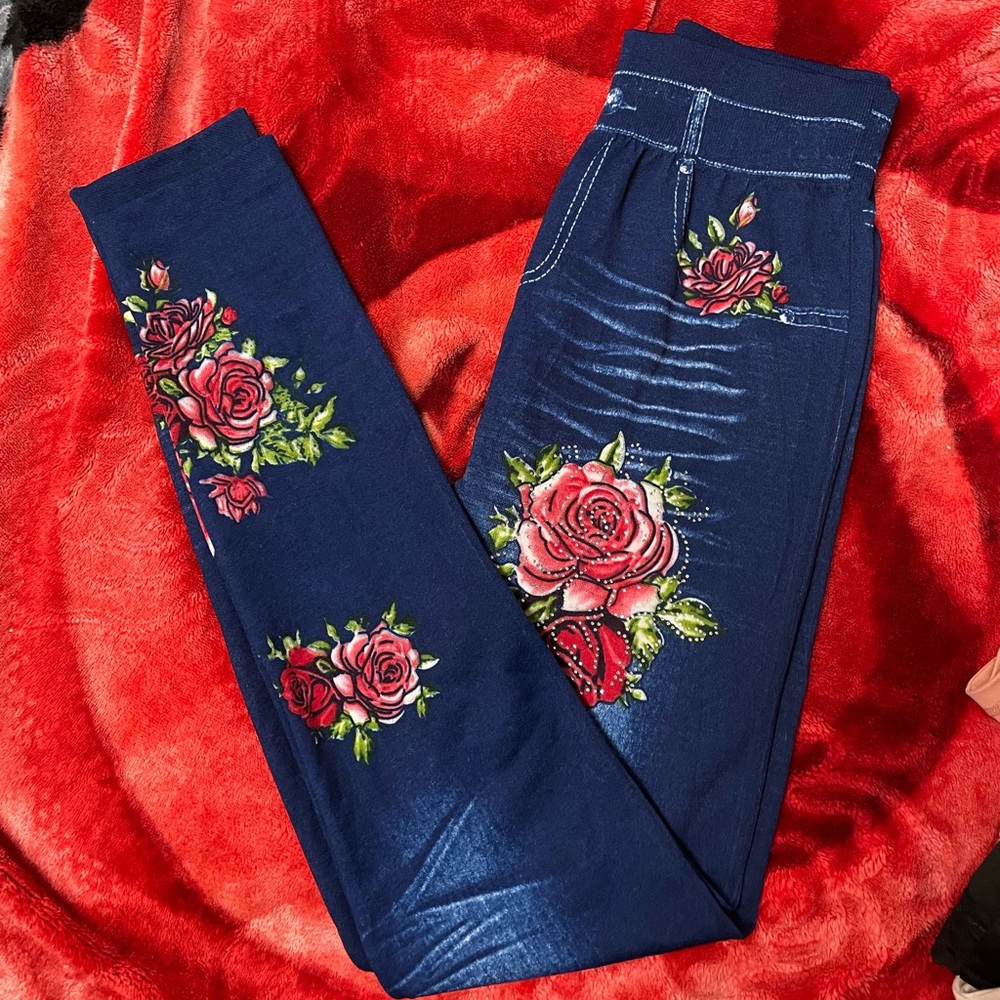 Dark flower blue leggings